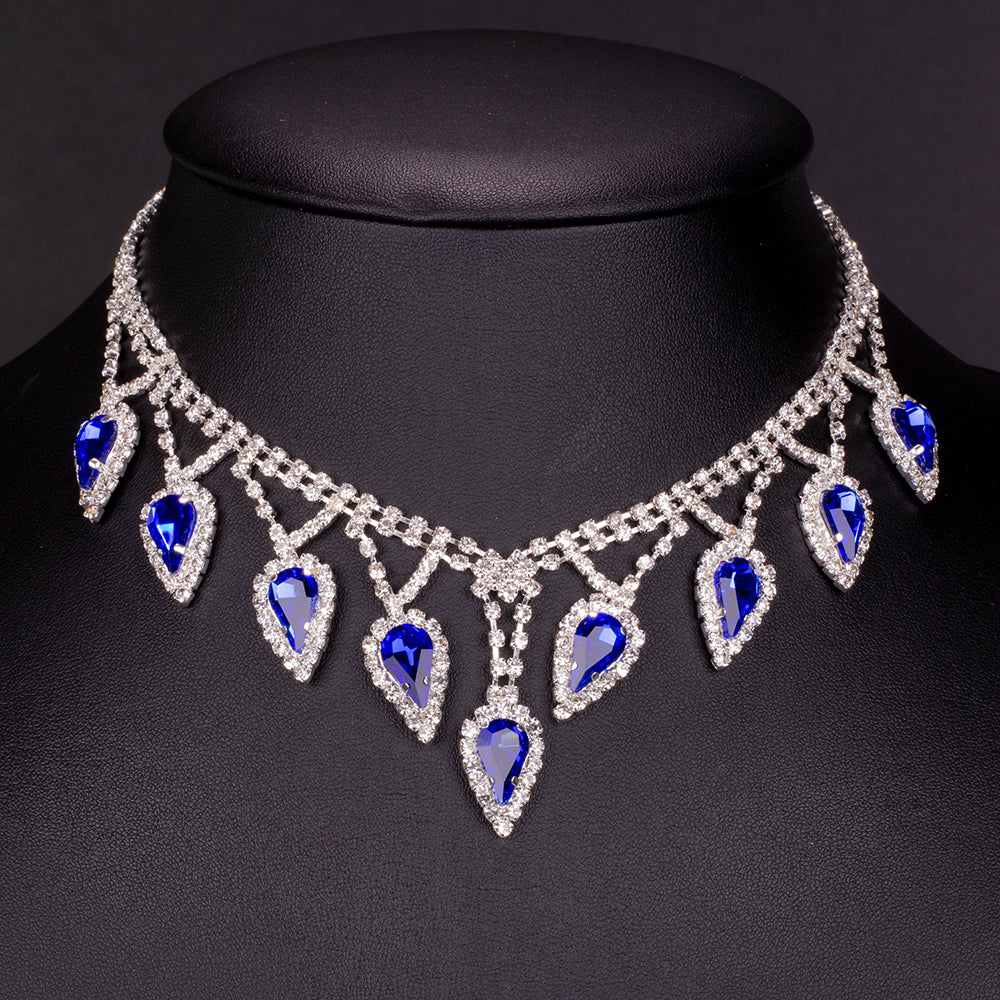 Set din Aliaj Placat cu Aur ( 44 grame ) cu Cristal Albastru Emporia® și Cristal Alb Emporia® ( Colier+Cercei )