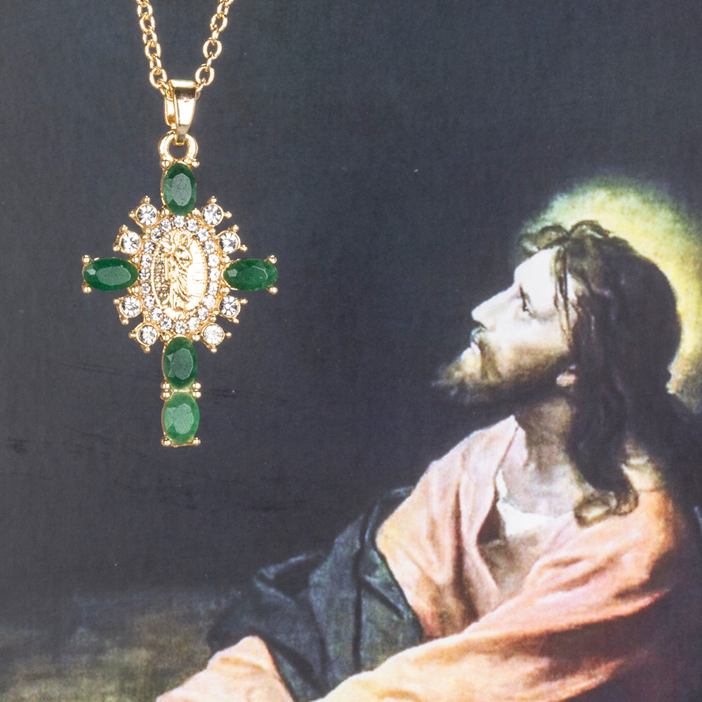 Cruce Colier din Aliaj Placat cu Aur ( 5.1 grame ) cu Smarald și Cristal Alb Emporia® 0.33 Carate ( Colier+Pandantiv )