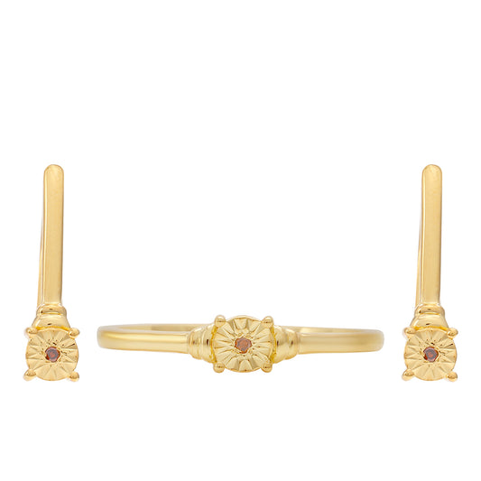 Set din Argint 925 Placat cu Aur ( 3.73 grame ) cu Diamant Roșu 0.02 Carate ( Cercei+Inel )