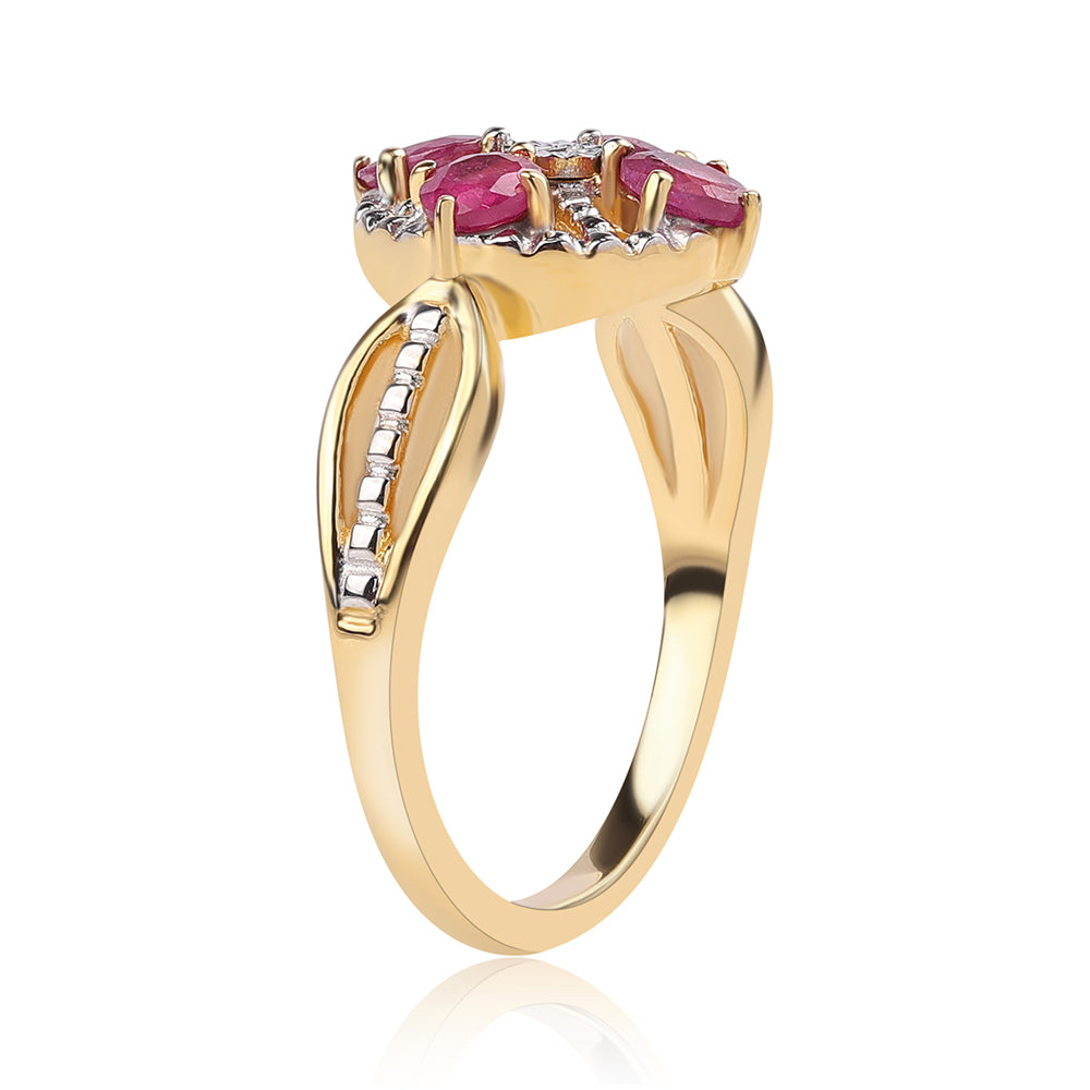 Inel din Argint 925 Placat cu Aur ( 2.86 grame ) cu Rubin Mozambic și Topaz Alb 0.81 Carate