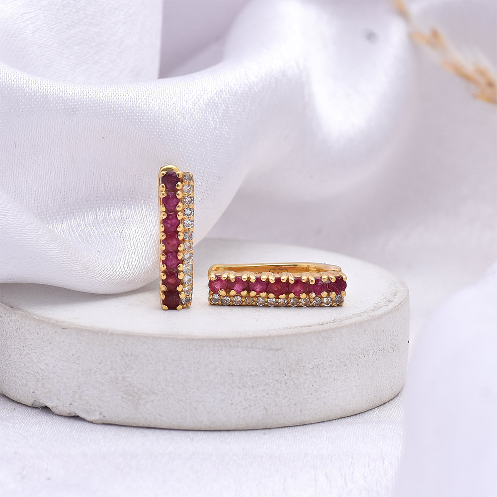 Cercei din Argint 925 Placat cu Aur ( 2.72 grame ) cu Rubin Malagasy și Topaz Alb 1.18 Carate