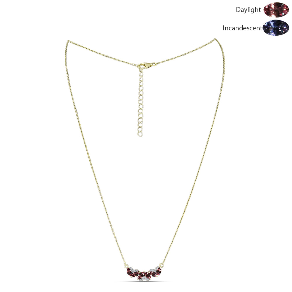Colier din Argint 925 Placat cu Aur ( 3.52 grame ) cu Granat Tsivory care își schimbă culoarea și Topaz Alb 1.04 Carate