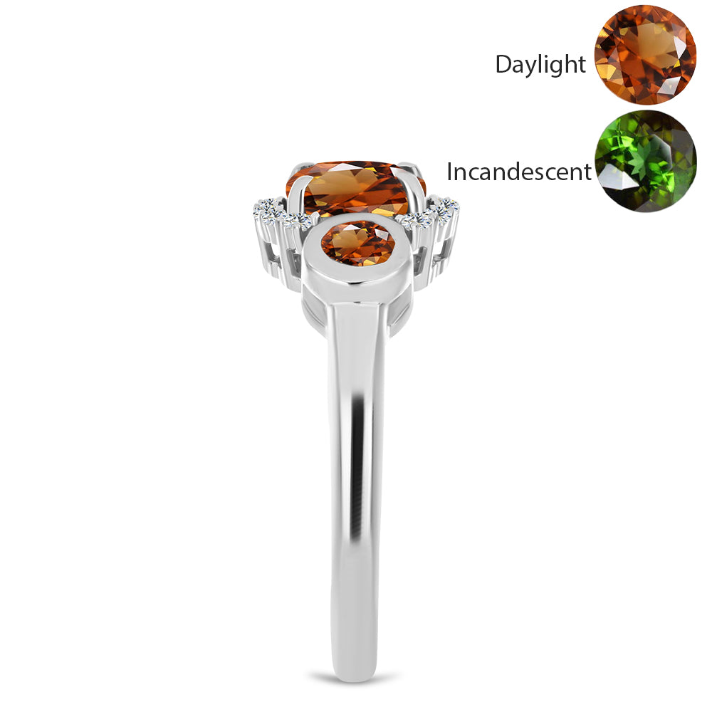 Inel din Argint 925 ( 2.4 grame ) cu Zultanit Anatolian Certificat cultivat în laborator și Topaz Alb 1.43 Carate