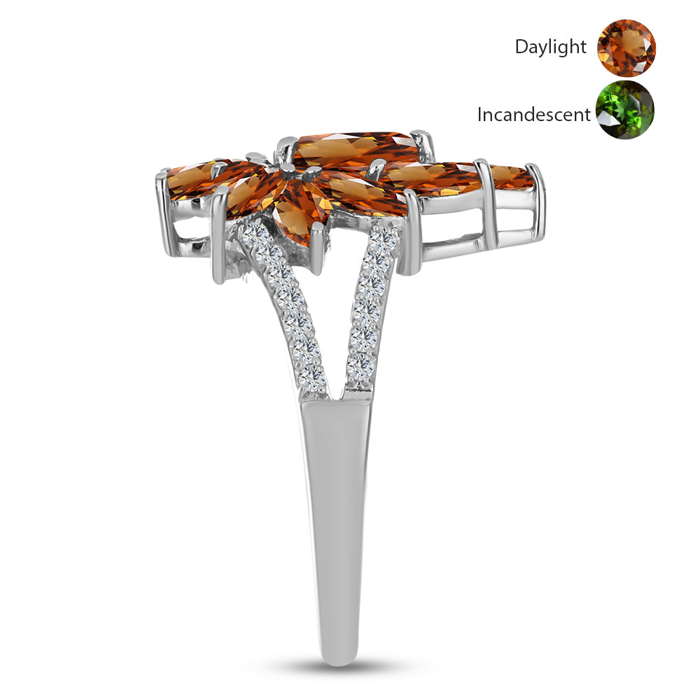 Inel din Argint 925 ( 3.88 grame ) cu Zultanit Anatolian Certificat cultivat în laborator și Topaz Alb 3.12 Carate