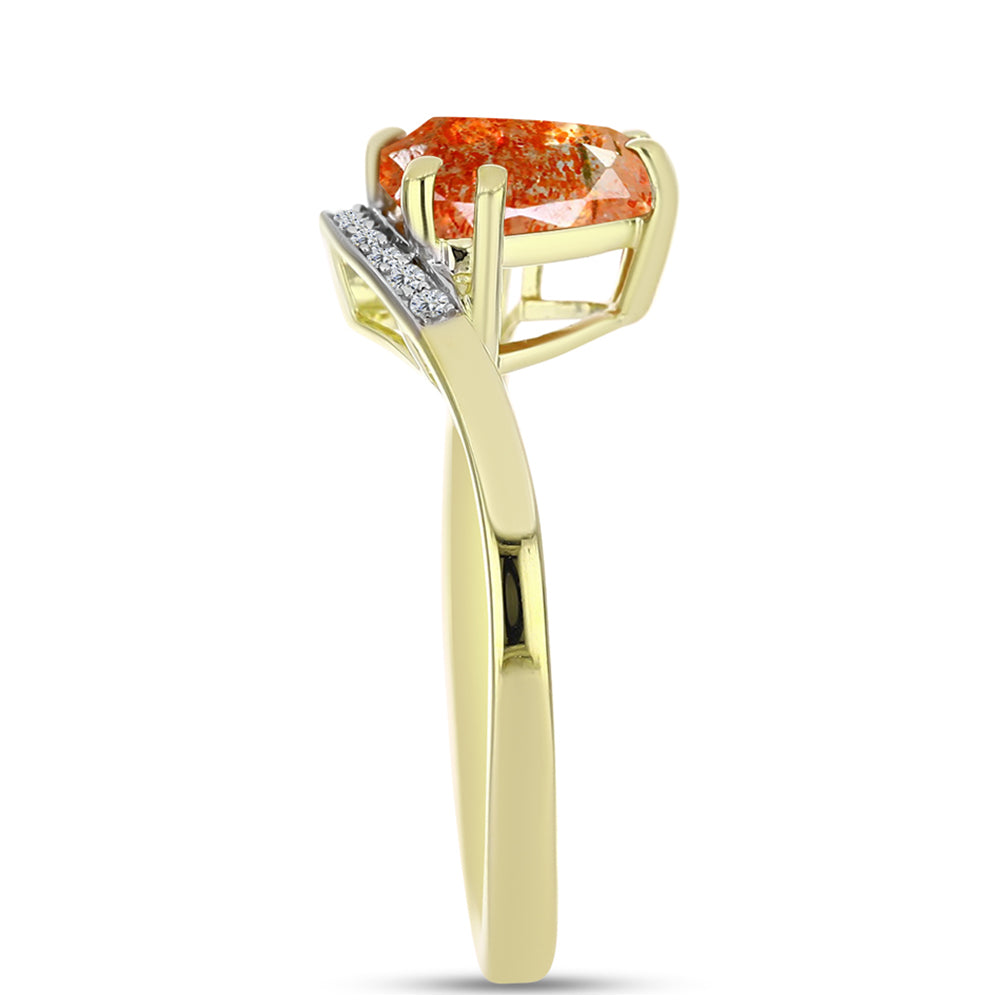 Inel din Argint 925 Placat cu Aur ( 2.61 grame ) cu Piatra Soarelui Oregon și Topaz Alb 2.08 Carate