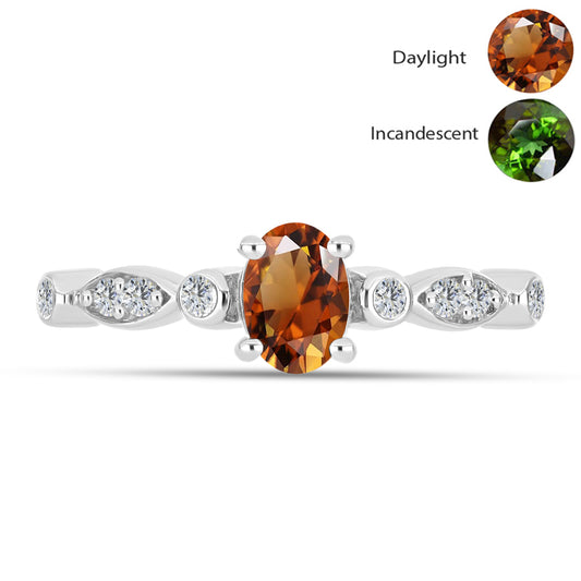 Inel din Argint 925 ( 2.34 grame ) cu Zultanit Anatolian Certificat cultivat în laborator și Topaz Alb 1.07 Carate