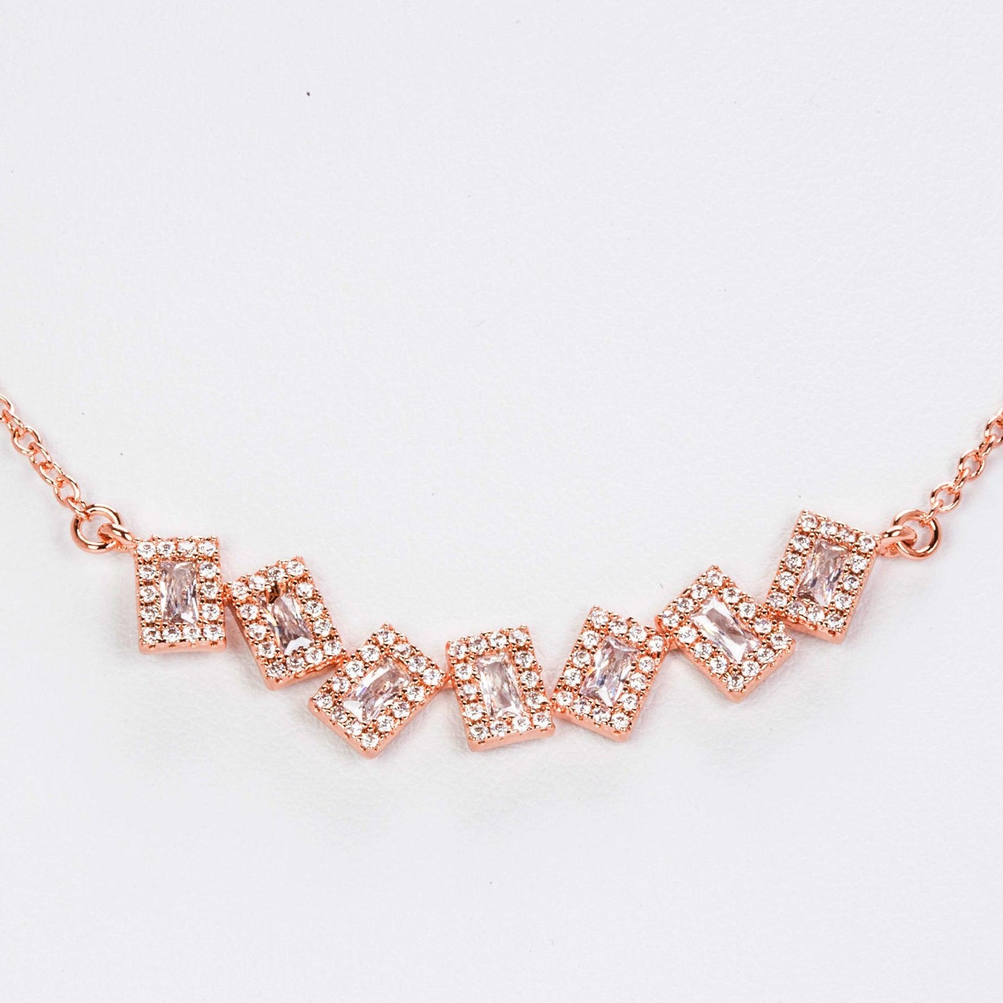 Colier din Aliaj Placat cu Aur cu Cristal Alb Emporia® - Bijuterii TV