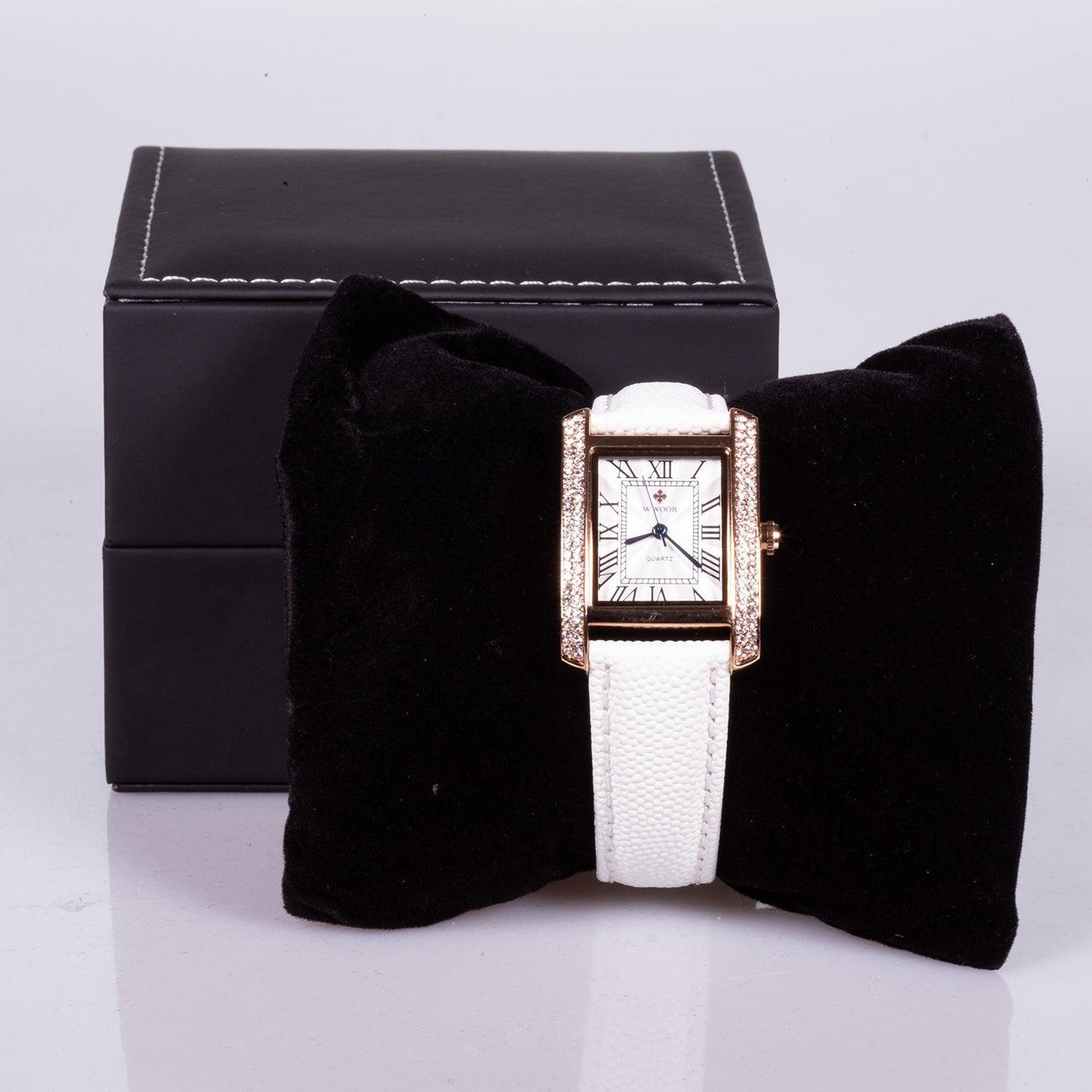 Ceas din Oțel Inoxidabil ,Curea din Piele Albă, Cadran alb și Zirconiu - Bijuterii TV