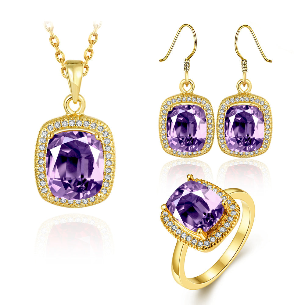 Set din Aliaj Placat cu Aur cu Cristal Violet Emporia® ( Colier+Cercei+Inel )