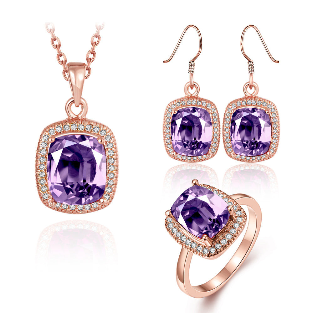 Set din Aliaj Placat cu Aur cu Cristal Violet Emporia® ( Colier+Cercei+Inel )