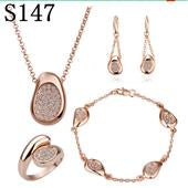 Set din Aliaj Placat cu Aur cu Cristal Alb Emporia® ( Colier+Cercei+Brățară+Inel )
