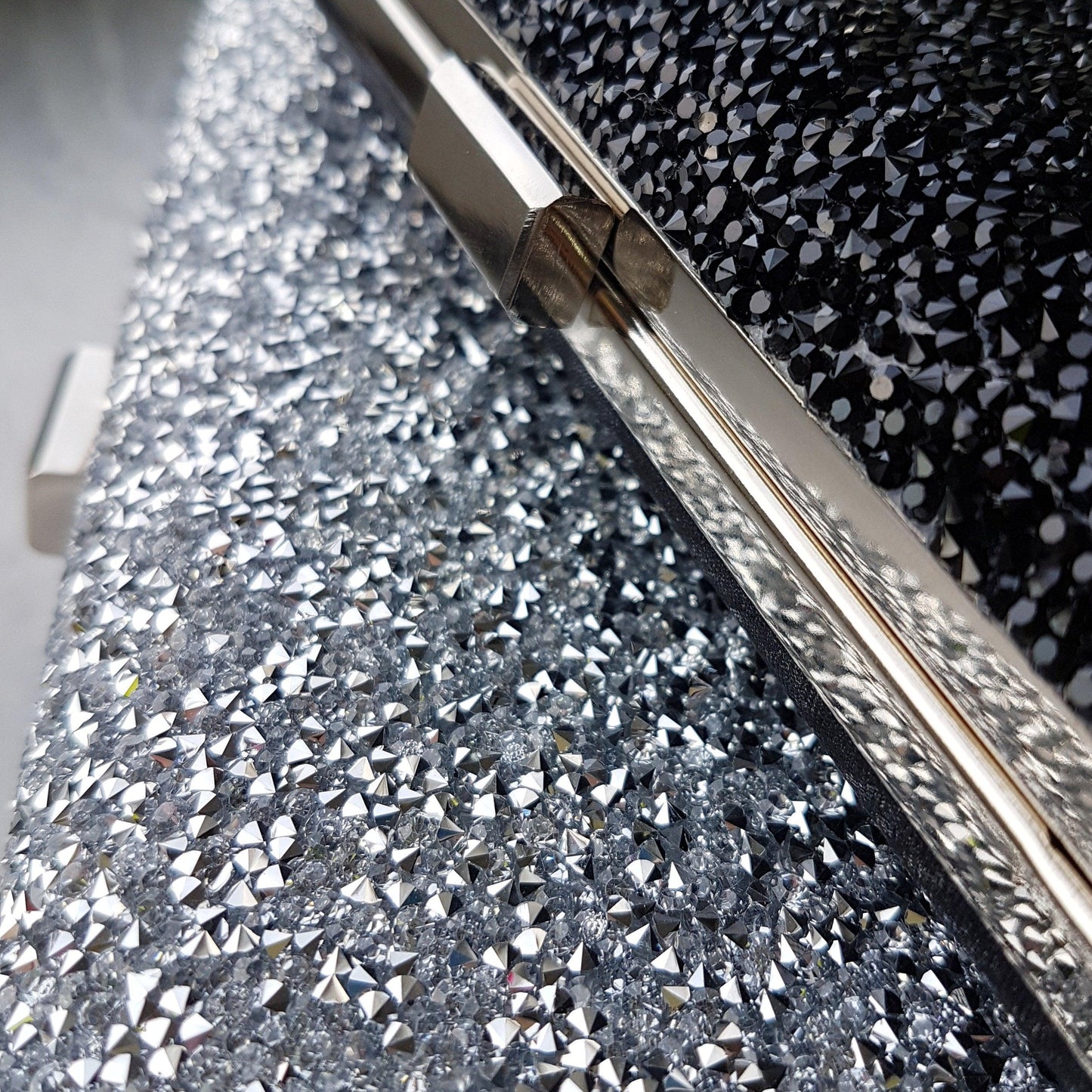 Geantă de Damă cu Glitter Negru - Bijuterii TV