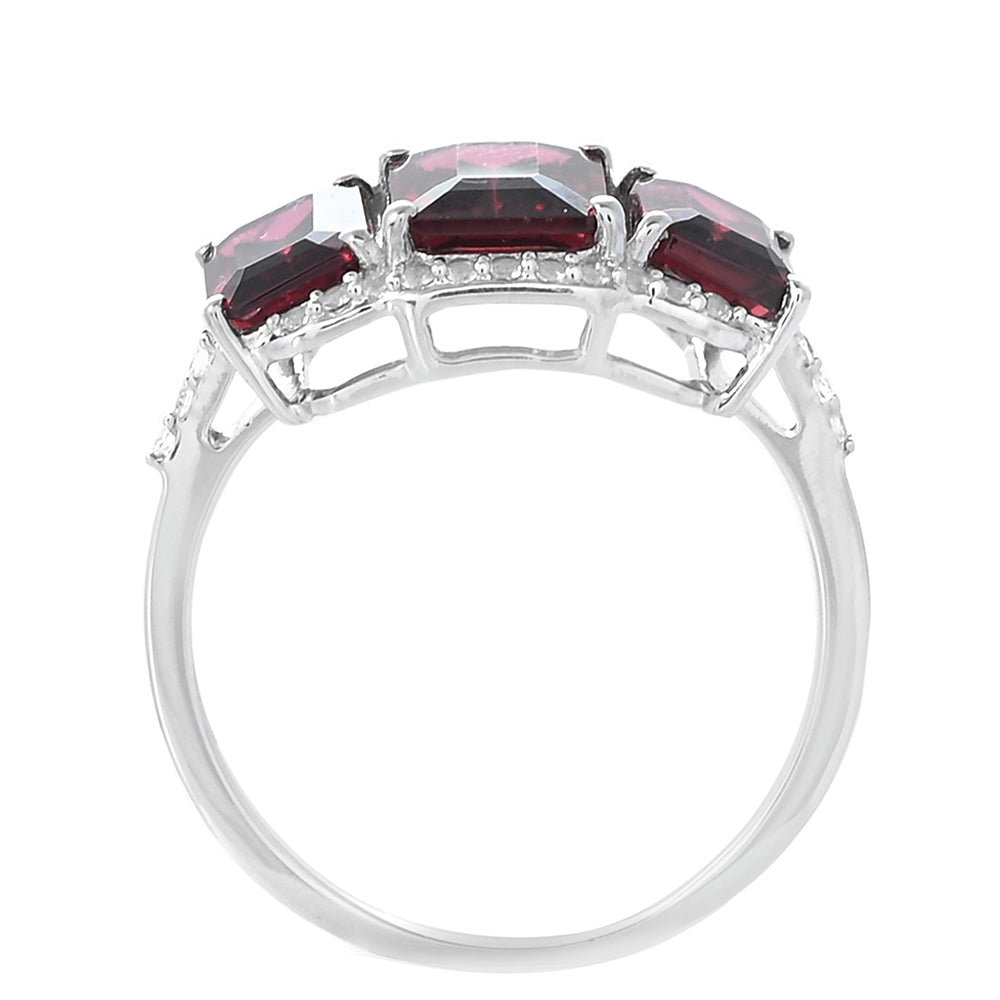 Inel din Argint 925 ( 1.79 grame ) cu Granat Rodolit 4.2 Carate