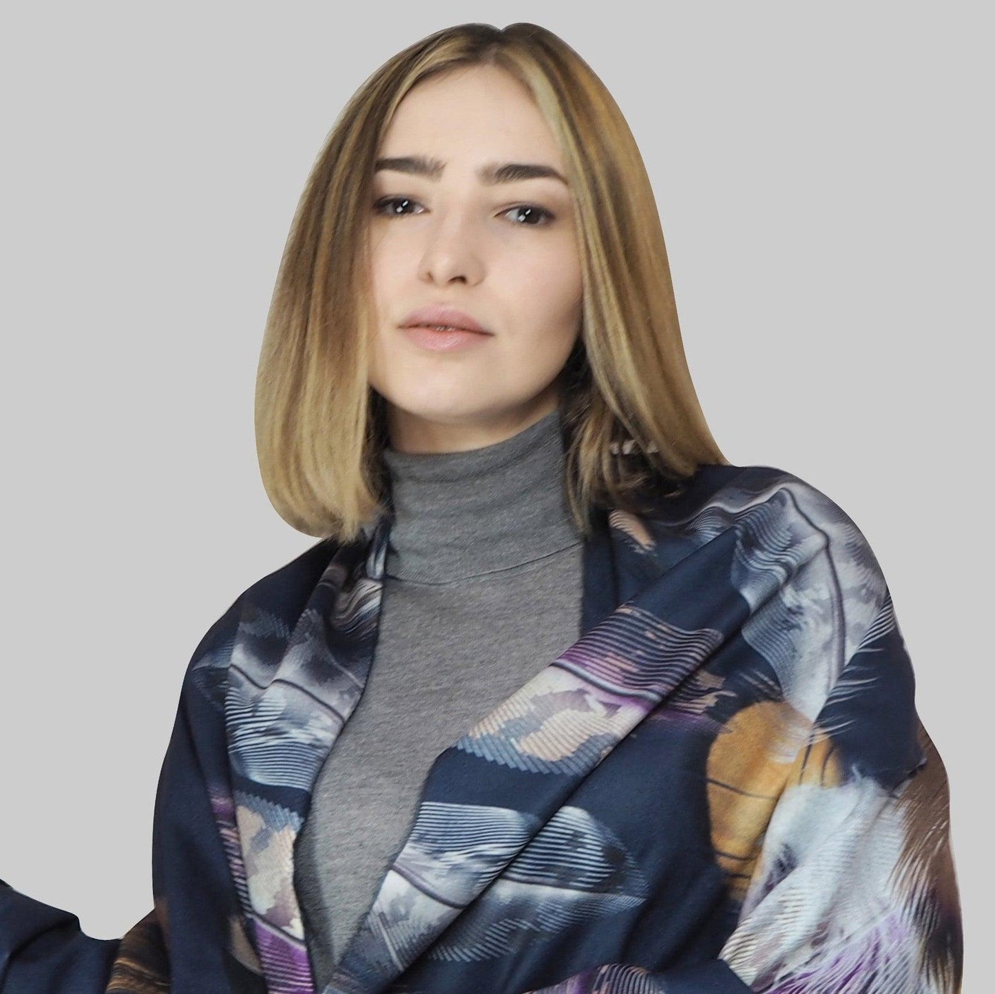 Eșarfă-Șal din Lână, 70 cm x 180 cm, Model cu Pene, Albastru Închis - Bijuterii TV