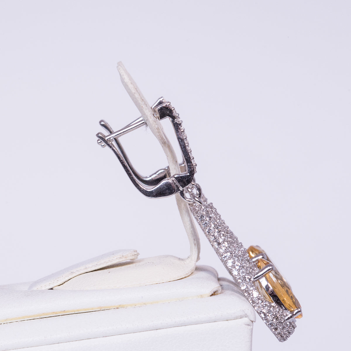 Cercei din Argint 925 ( 6.75 grame ) cu Citrin Ural și Topaz Alb 10.5 Carate