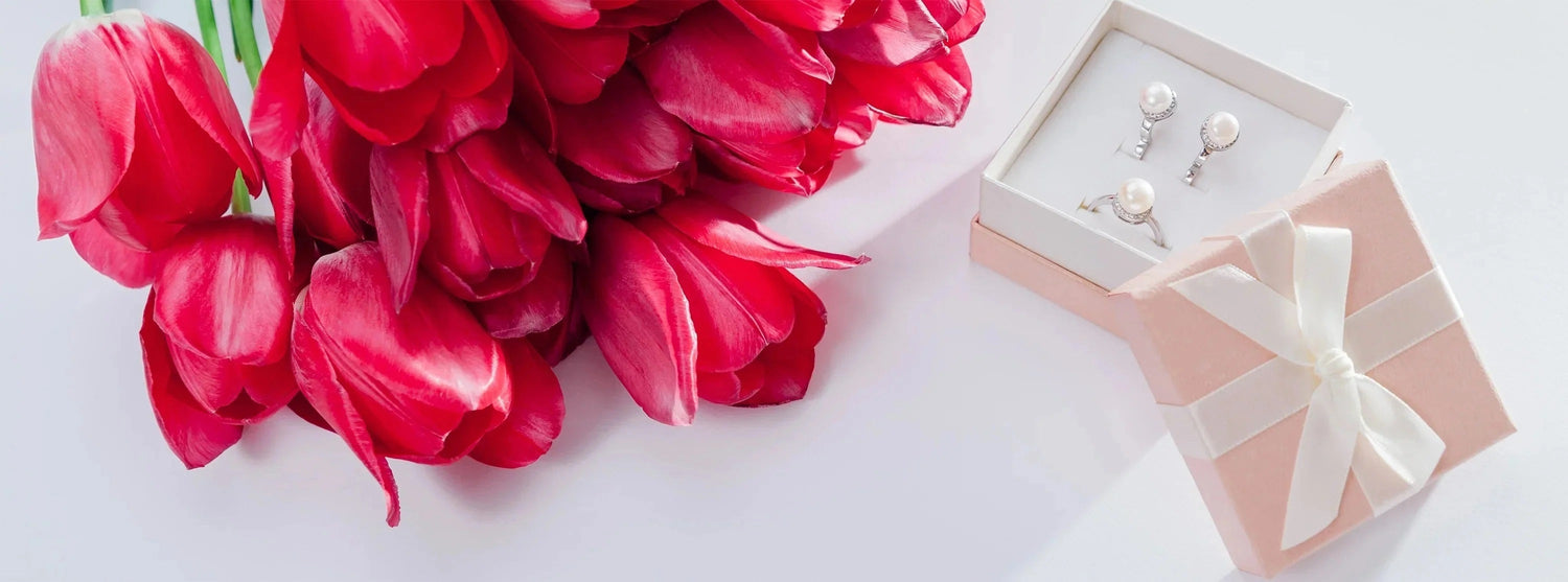 Bijuterii cu pietre prețioase