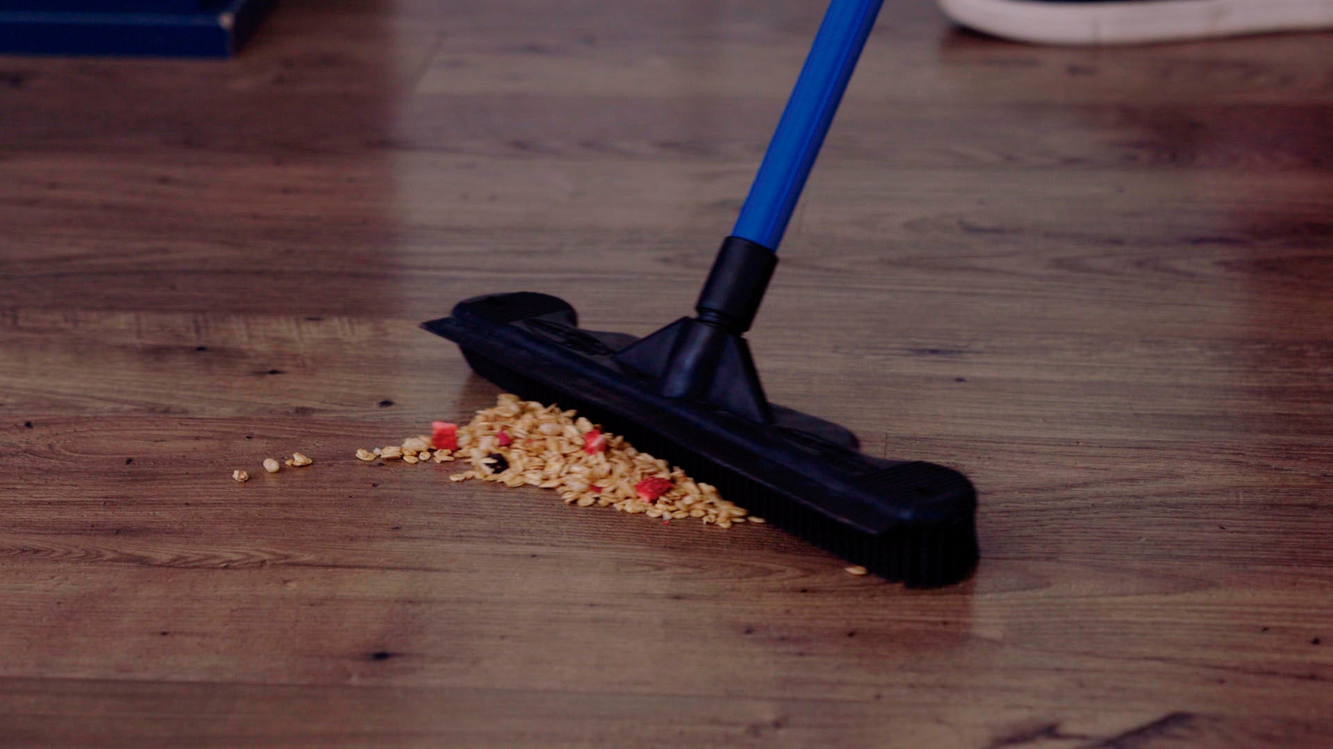 Mătură multifuncțională cu peri din cauciuc și mâner reglabil - Starlyf Broom 8 