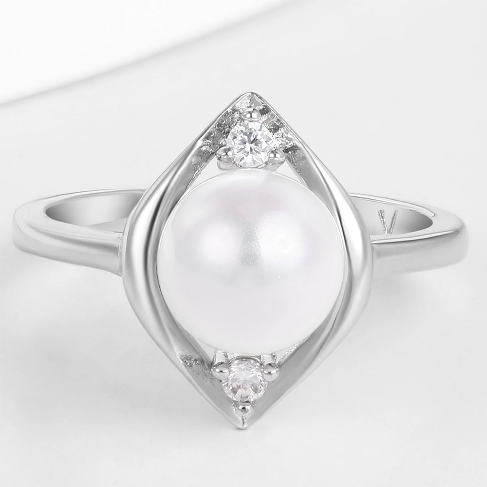 Inel din Aliaj Placat cu Aur ( 10 grame ) cu Perlă de cristal și Cristal Alb Emporia®