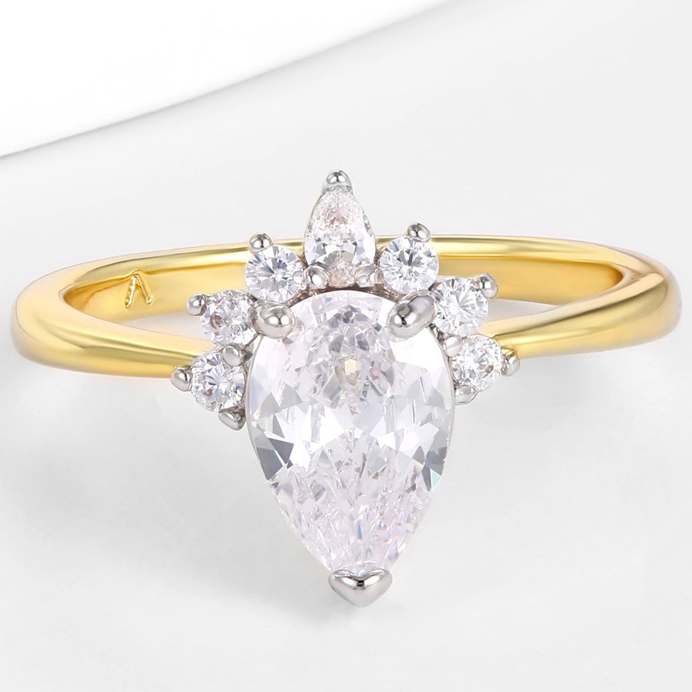Inel din Aliaj Placat cu Aur ( 10 grame ) cu Cristal Alb Emporia® 1 