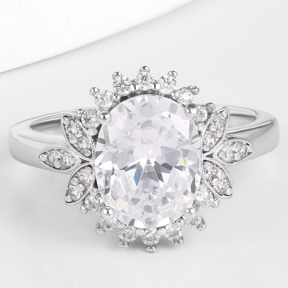 Inel din Aliaj Placat cu Aur ( 10 grame ) cu Cristal Alb Emporia®