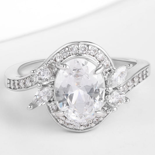 Inel din Aliaj Placat cu Aur ( 10 grame ) cu Cristal Alb Emporia®