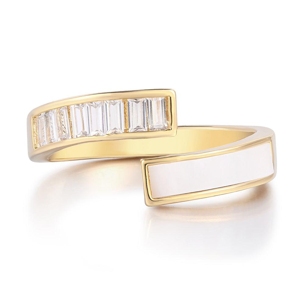 Inel din Aliaj Placat cu Aur ( 10 grame ) cu Cristal Alb Emporia® și Email