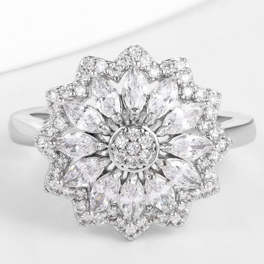 Inel din Aliaj Placat cu Aur ( 10 grame ) cu Cristal Alb Emporia®