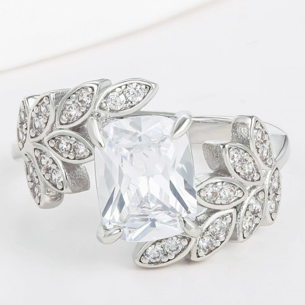 Inel din Aliaj Placat cu Aur cu Cristal Alb Emporia® 1 