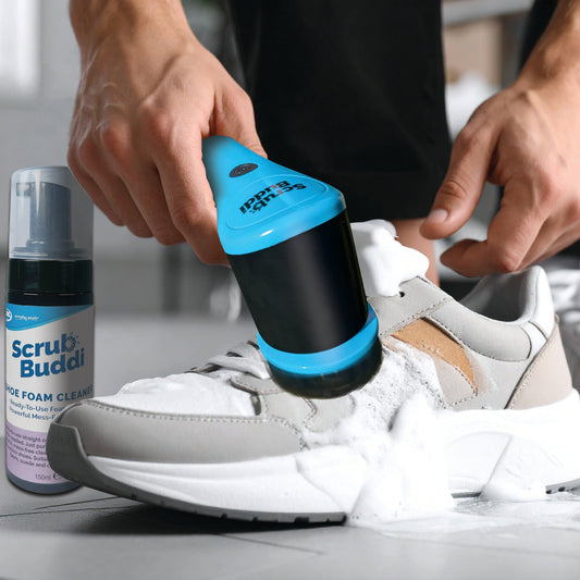 Scrub Buddi – aparat electric pentru curățarea încălțămintei, cu 3 capete interschimbabile