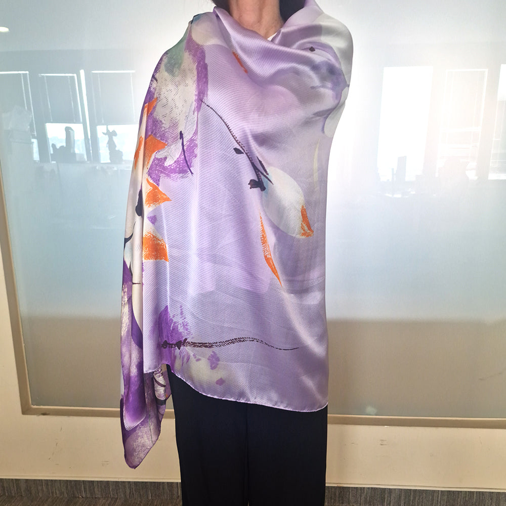 Eșarfă cu model ”Lotus nocturn”, Violet, 85 cm x 180 cm, 100% Mătase Vegană