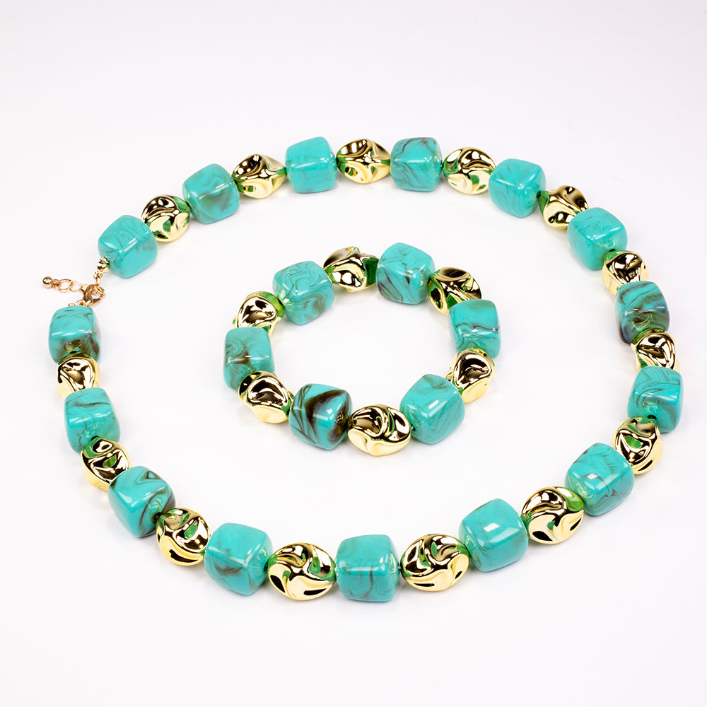 Set din Mărgele ( 123 grame ) cu Cristal Verde Emporia® ( Colier+Brățară )