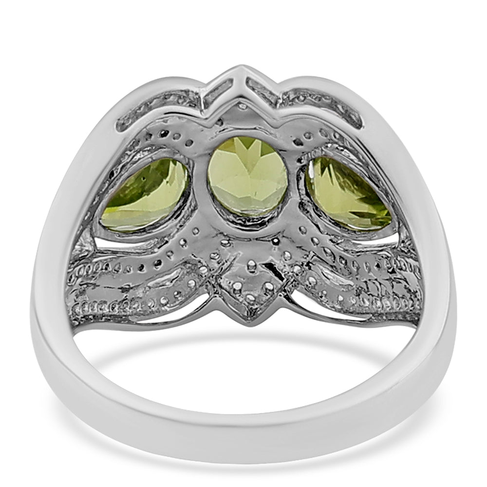 Inel din Argint 925 ( 5.24 grame ) cu Peridot 4.06 Carate