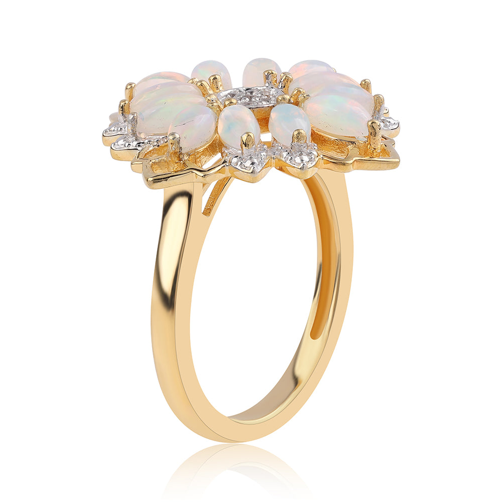 Inel din Argint 925 Placat cu Aur ( 4.21 grame ) cu Opal Etiopian Lega Dembi și Topaz Alb 1.74 Carate