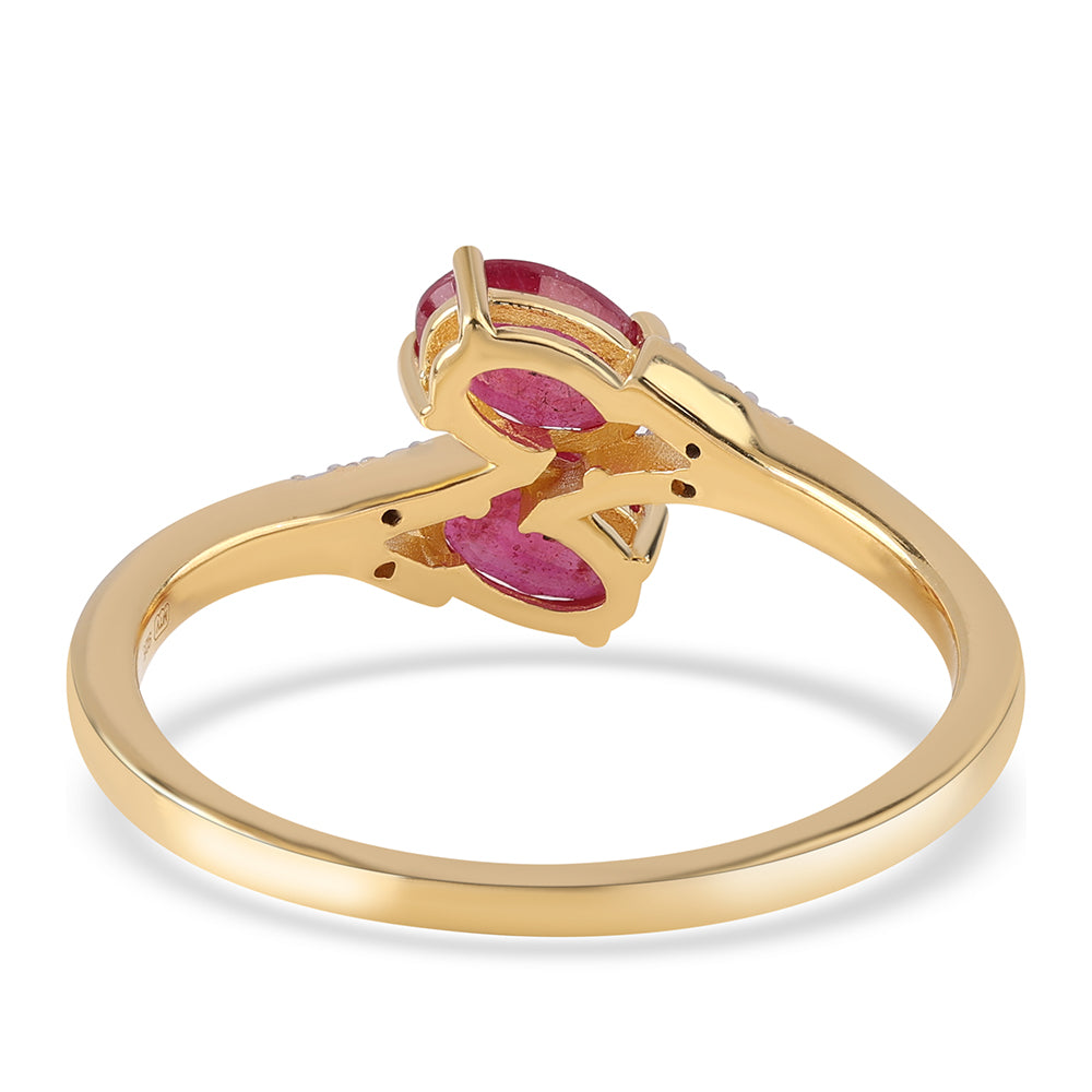 Inel din Argint 925 Placat cu Aur ( 2.23 grame ) cu Rubin Mozambic și Topaz Alb 1.4 Carate