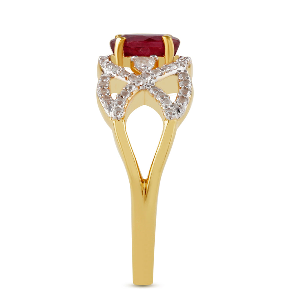Inel din Argint 925 Placat cu Aur ( 3.41 grame ) cu Rubin Thailandez și Topaz Alb 3.11 Carate