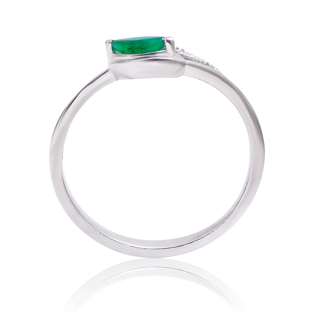 Inel din Argint 925 ( 1.71 grame ) cu Smarald Brazilian și Topaz Alb 0.24 Carate 2 