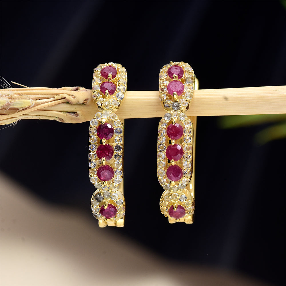 Cercei din Argint 925 Placat cu Aur ( 4.57 grame ) cu Rubin Malagasy și Topaz Alb 0.01 Carate 7 