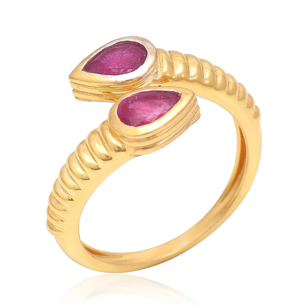 Inel din Argint 925 Placat cu Aur ( 2.82 grame ) cu Rubin Malagasy 1.13 Carate 1 