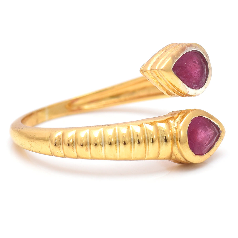 Inel din Argint 925 Placat cu Aur ( 2.82 grame ) cu Rubin Malagasy 1.13 Carate