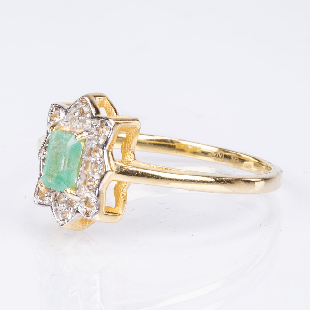 Inel din Argint 925 Placat cu Aur ( 2.16 grame ) cu Smarald Brazilian și Topaz Alb 0.41 Carate