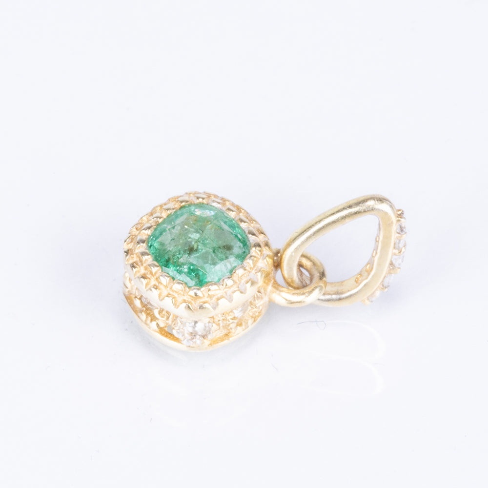 Pandantiv din Argint 925 Placat cu Aur ( 1.31 grame ) cu Smarald Brazilian și Topaz Alb 0.76 Carate 5 