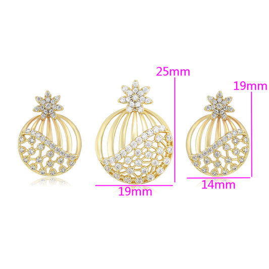 Set din Aliaj Placat cu Aur cu Cristal Alb Emporia® ( Cercei+Pandantiv )
