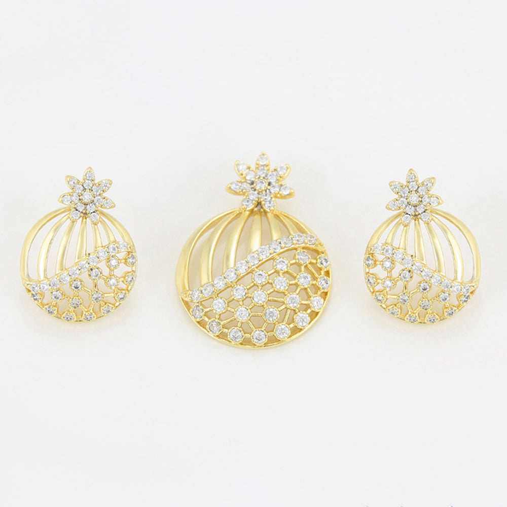 Set din Aliaj Placat cu Aur cu Cristal Alb Emporia® ( Cercei+Pandantiv )