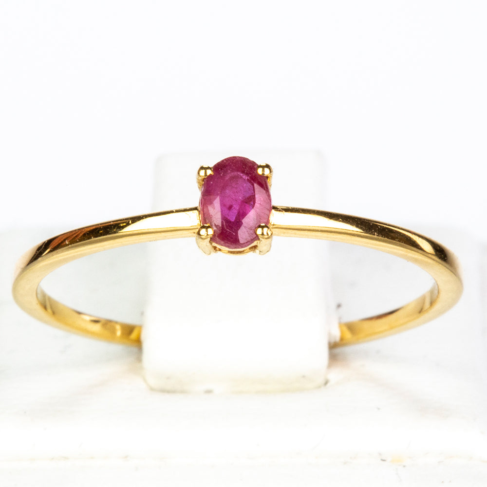 Inel din Aur de 9K ( 1.01 grame ) cu Rubin Malagasy 0.25 Carate