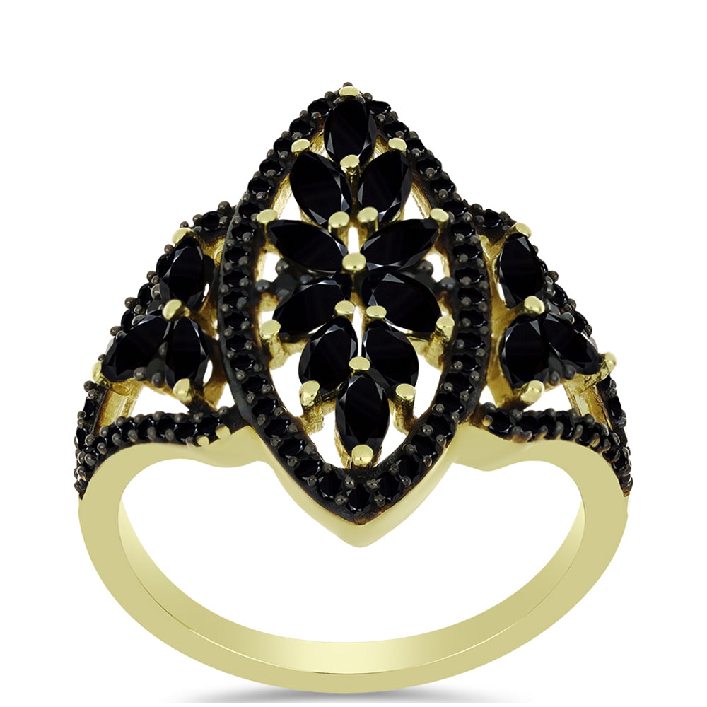 Inel din Argint 925 Placat cu Aur ( 3.91 grame ) cu Spinel Negru 2.36 Carate 3 