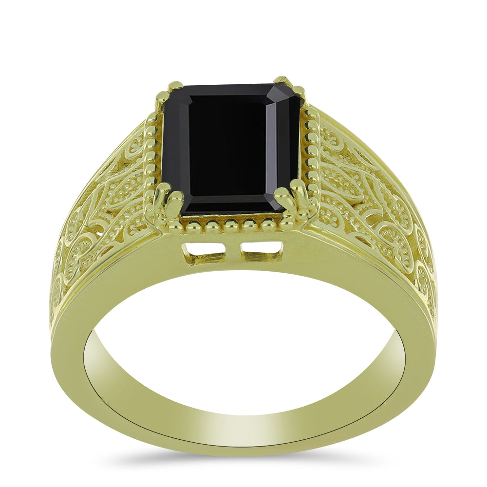 Inel din Argint 925 Placat cu Aur ( 4.91 grame ) cu Spinel Negru 3.95 Carate