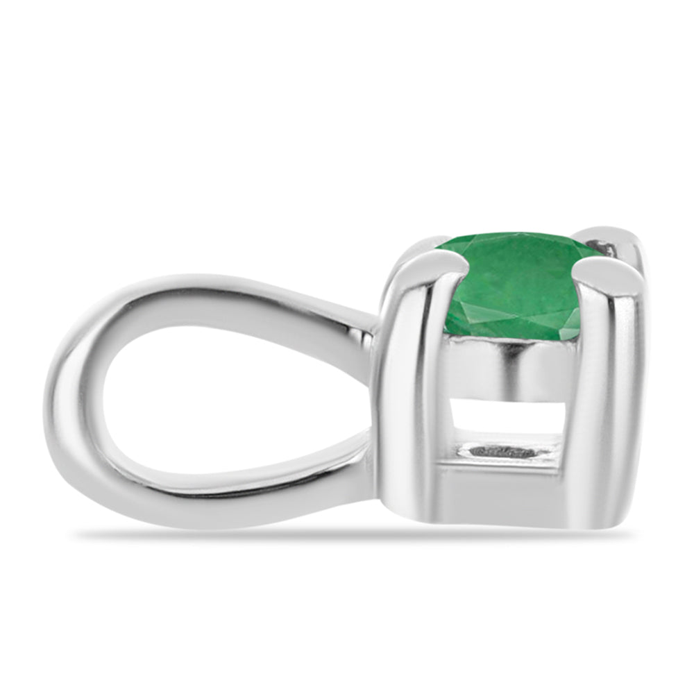 Set din Argint 925 ( 2.45 grame ) cu Smarald Brazilian 0.43 Carate ( Cercei+Inel+Pandantiv ) 6 