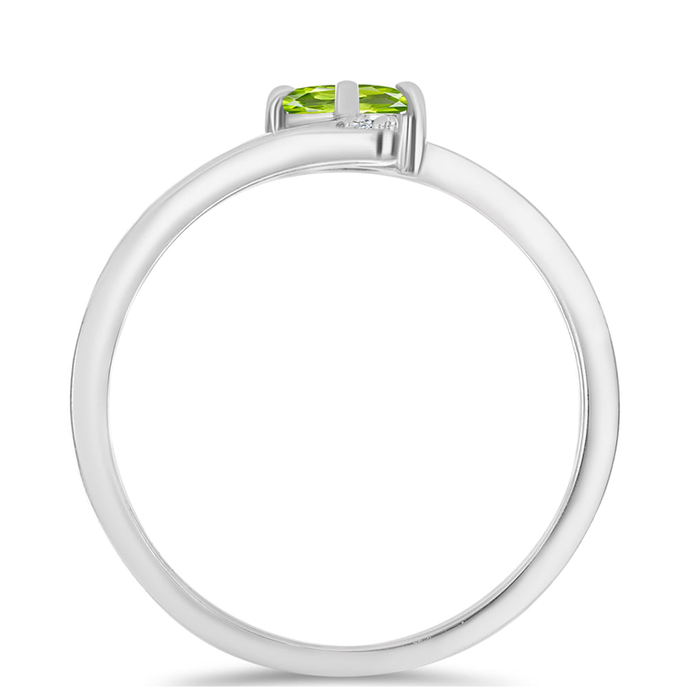 Inel din Argint 925 ( 1.97 grame ) cu Peridot Changbai și Topaz Alb 0.55 Carate