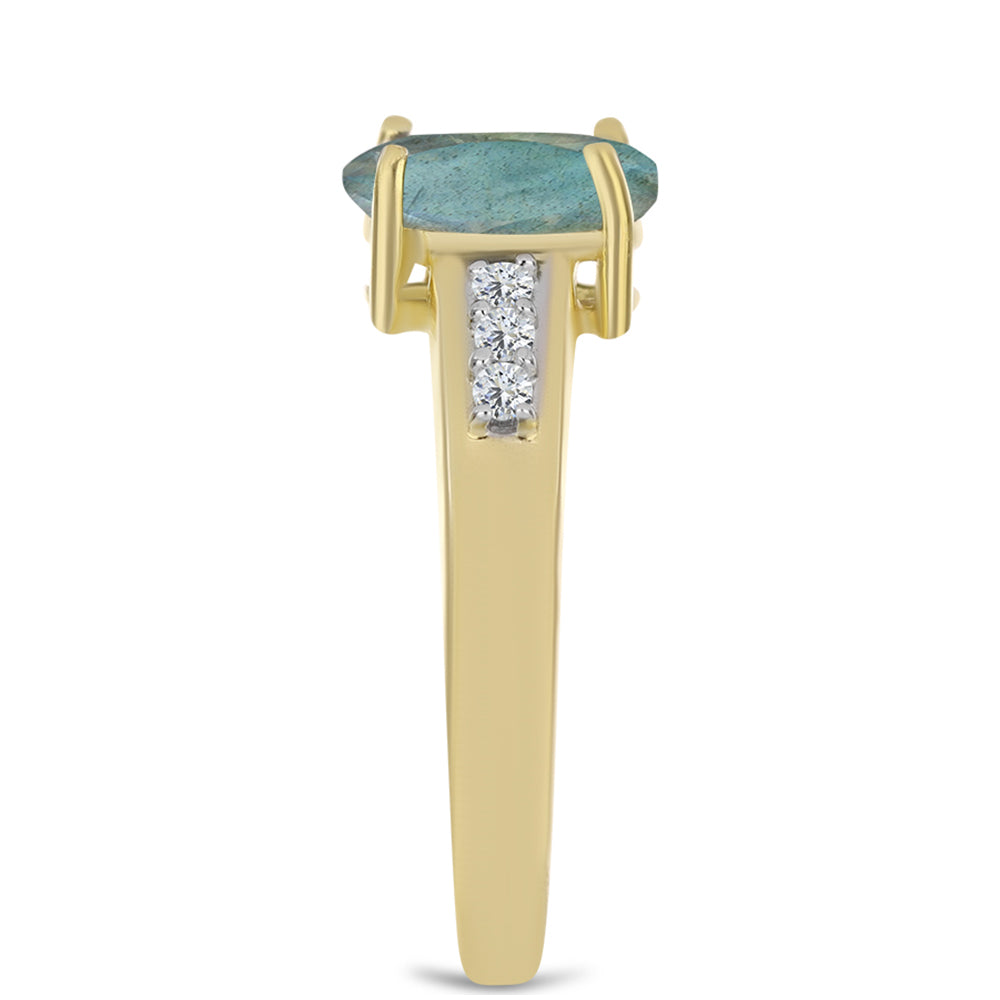 Inel din Argint 925 Placat cu Aur ( 2.24 grame ) cu Labradorit și Topaz Alb 1.38 Carate 4 