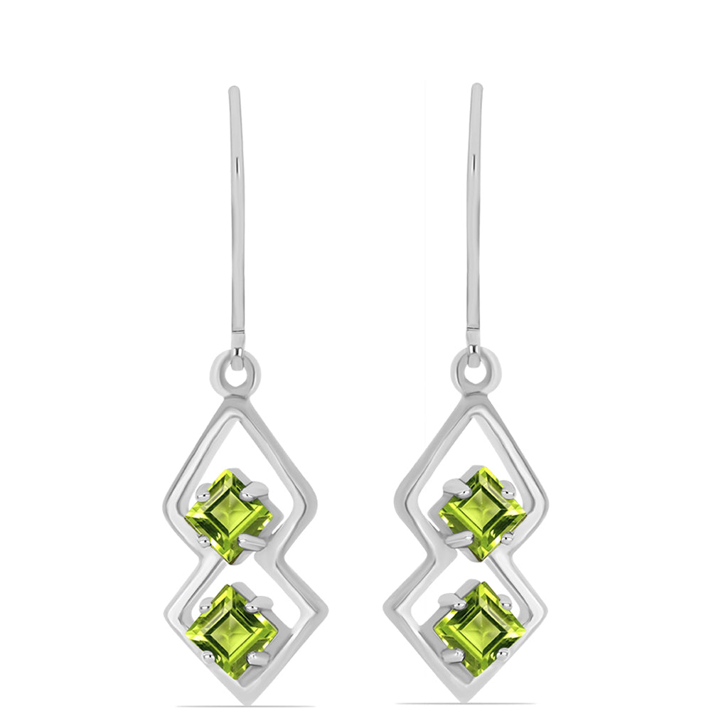 Cercei din Argint 925 ( 2.91 grame ) cu Peridot Changbai 1.51 Carate